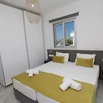 Fig Tree Bay Residences 1 Lantiana