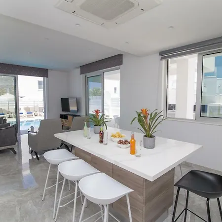 Fig Tree Bay Residences 1 Lantiana *