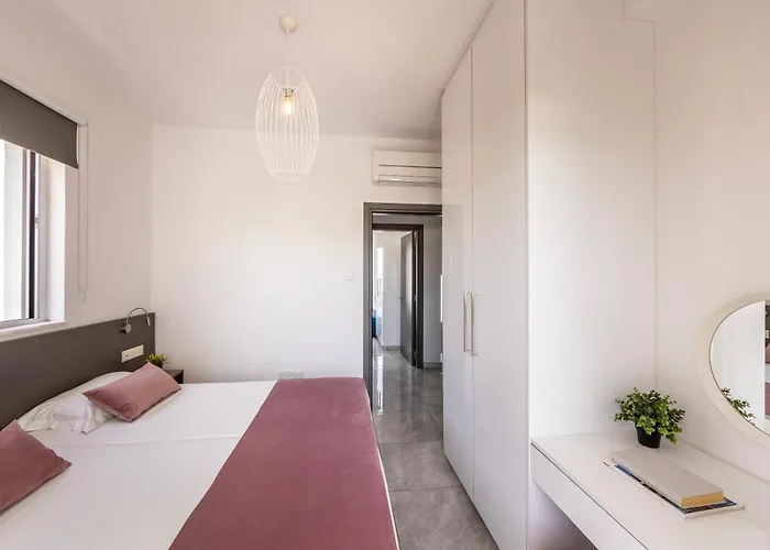 Fig Tree Bay Residences 1 Lantiana