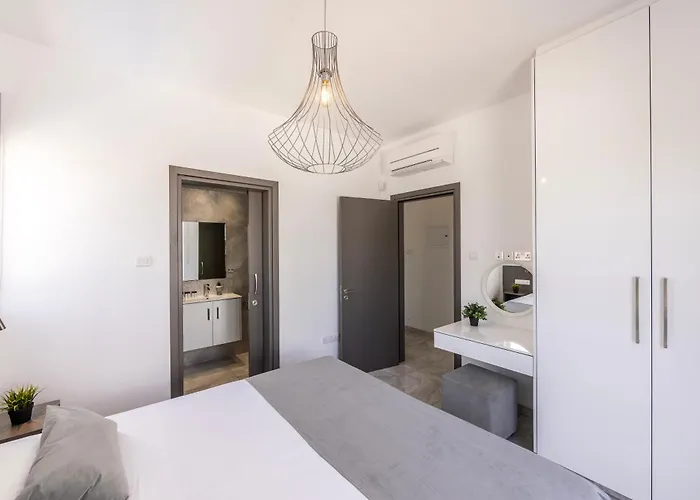 Fig Tree Bay Residences 1 Lantiana