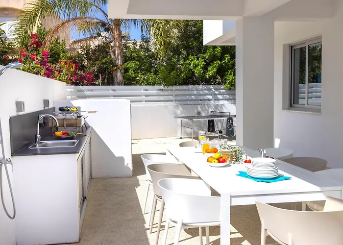 Fig Tree Bay Residences 1 Lantiana Villa