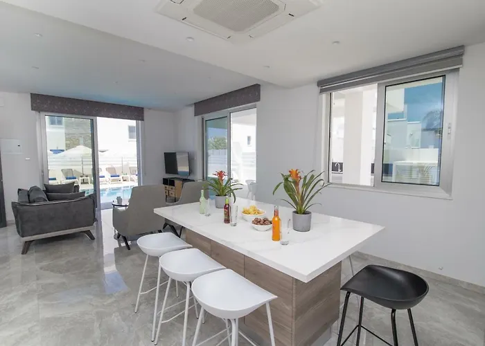 Fig Tree Bay Residences 1 Lantiana *