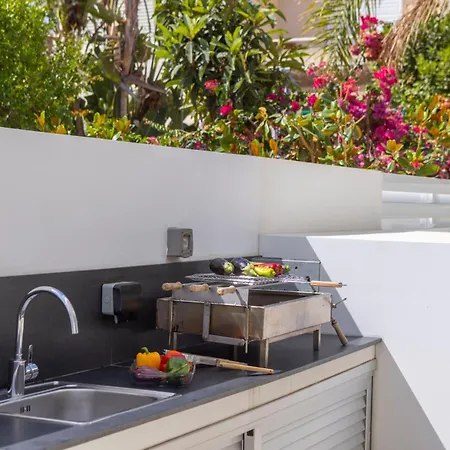 וילה Fig Tree Bay Residences 1 Lantiana פרוטאראס