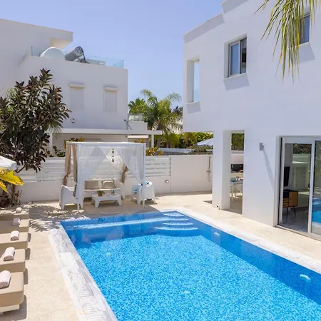 וילה Fig Tree Bay Residences 1 Lantiana פרוטאראס