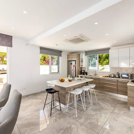 Fig Tree Bay Residences 1 Lantiana *